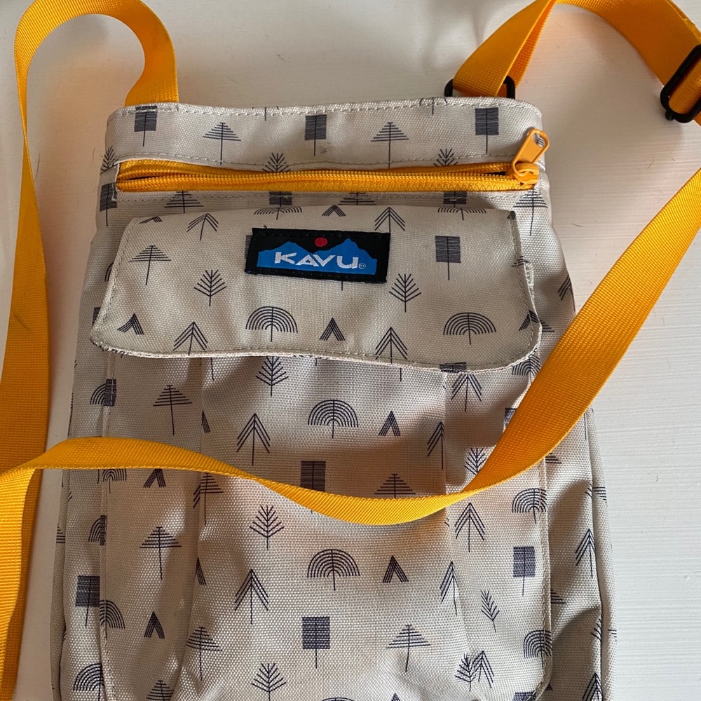 Kavu Purse